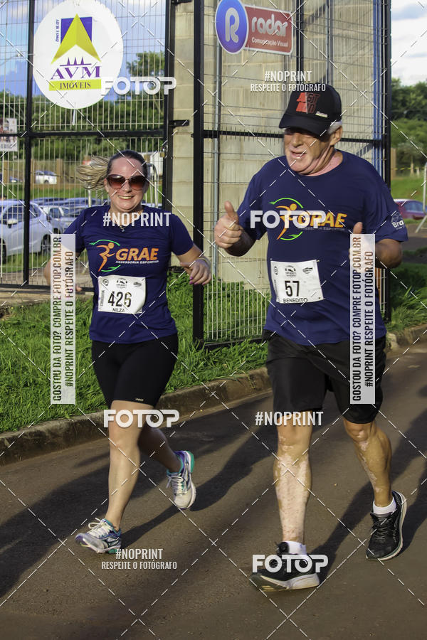 Buy your photos of the event1 Beer Run Expo guas on Fotop
