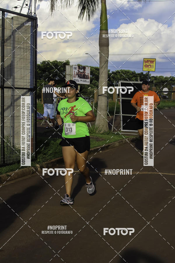 Buy your photos of the event1 Beer Run Expo guas on Fotop