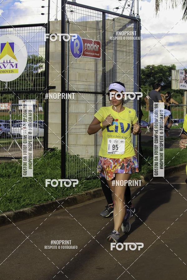 Buy your photos of the event1 Beer Run Expo guas on Fotop