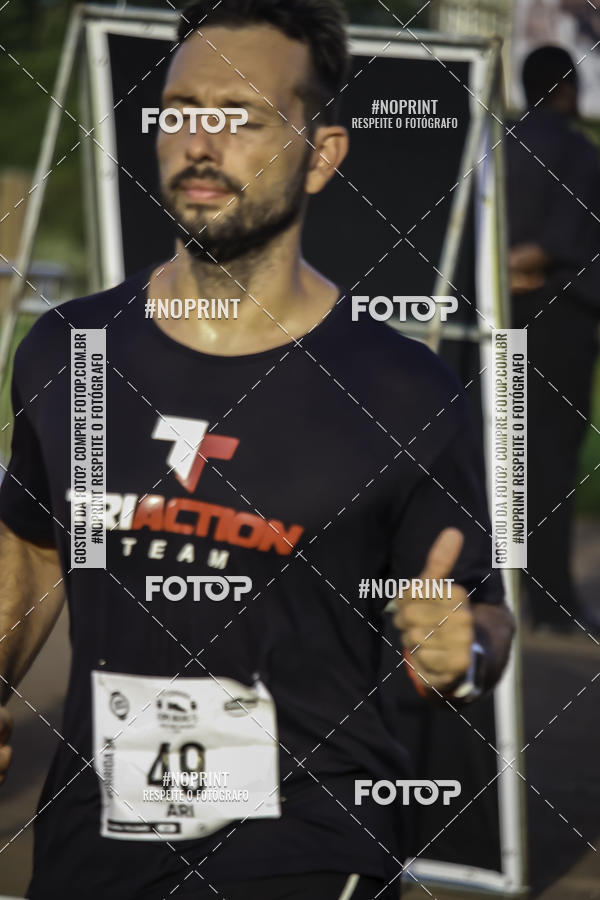 Buy your photos of the event1 Beer Run Expo guas on Fotop