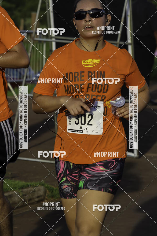 Buy your photos of the event1 Beer Run Expo guas on Fotop