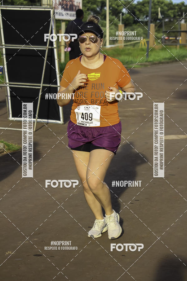Buy your photos of the event1 Beer Run Expo guas on Fotop