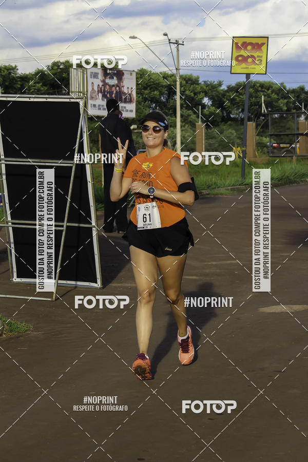 Buy your photos of the event1 Beer Run Expo guas on Fotop