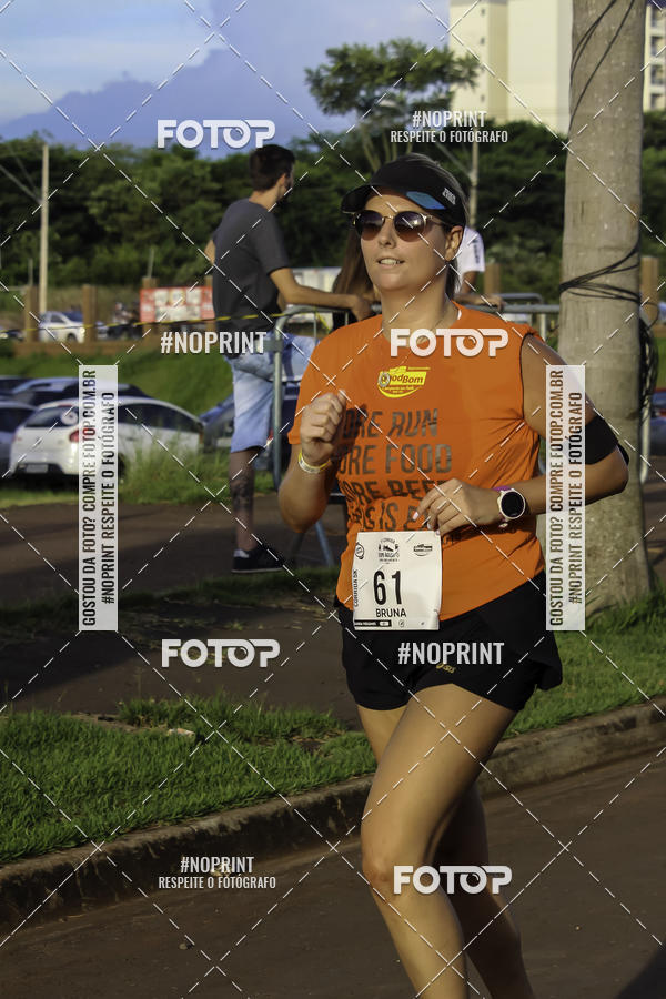Buy your photos of the event1 Beer Run Expo guas on Fotop
