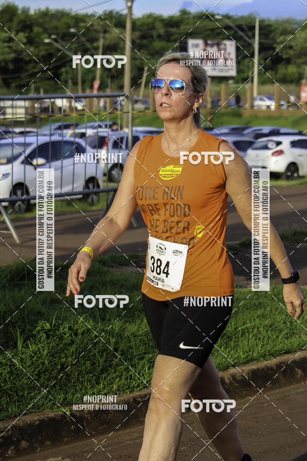 Buy your photos of the event1 Beer Run Expo guas on Fotop