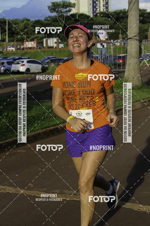 Buy your photos of the event1 Beer Run Expo guas on Fotop