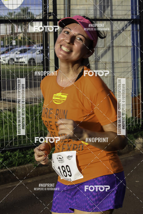 Buy your photos of the event1 Beer Run Expo guas on Fotop