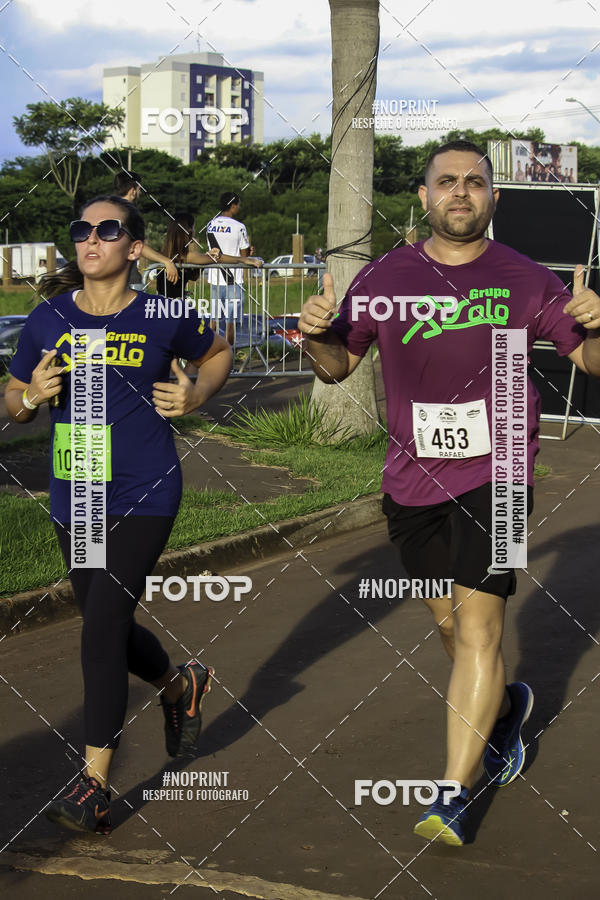 Buy your photos of the event1 Beer Run Expo guas on Fotop