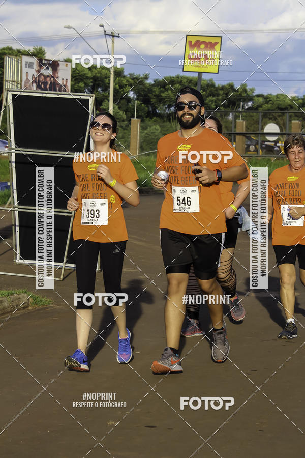 Buy your photos of the event1 Beer Run Expo guas on Fotop