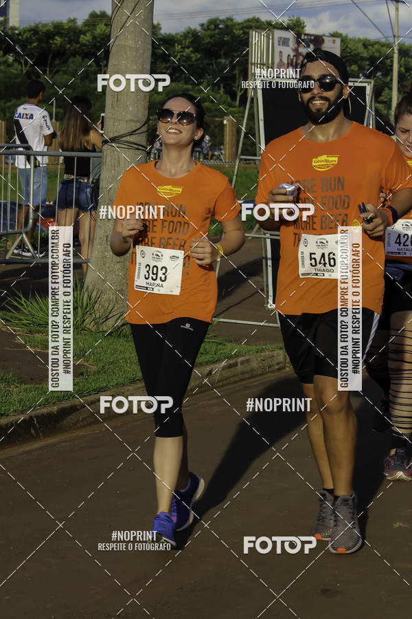Buy your photos of the event1 Beer Run Expo guas on Fotop