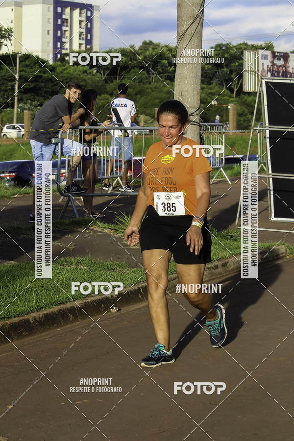 Buy your photos of the event1 Beer Run Expo guas on Fotop