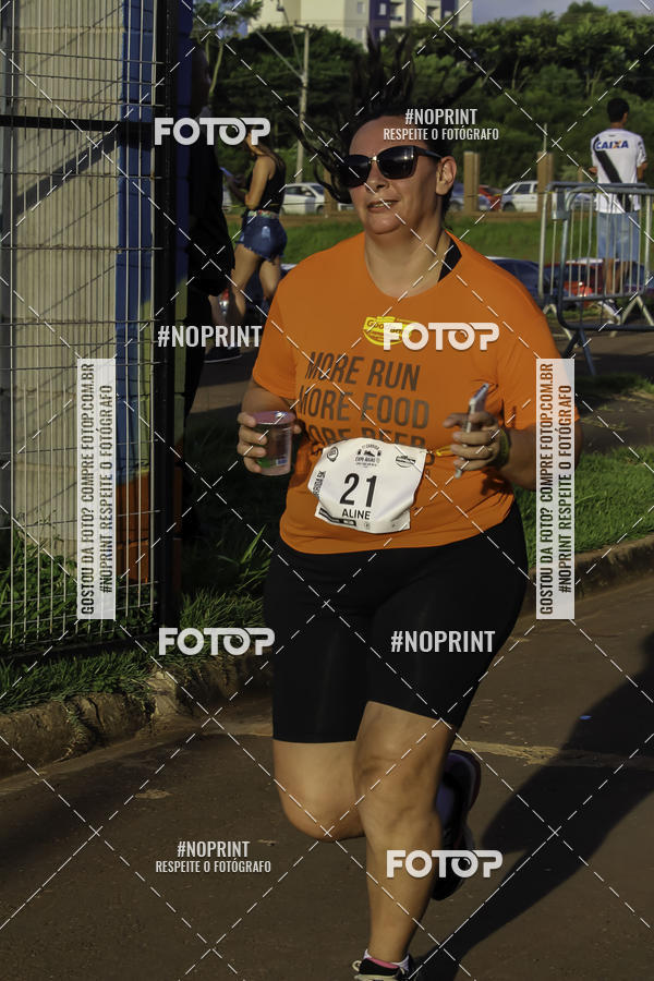 Buy your photos of the event1 Beer Run Expo guas on Fotop