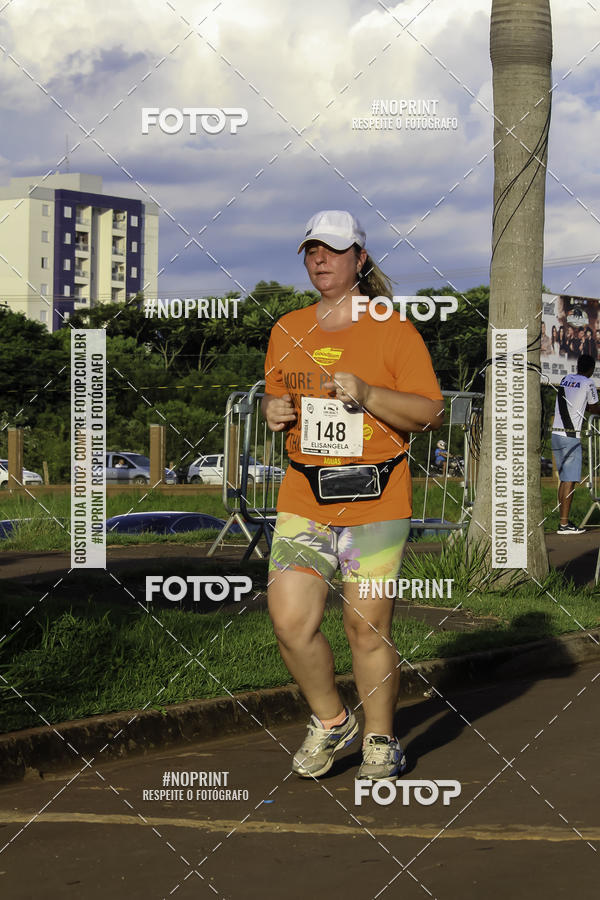 Buy your photos of the event1 Beer Run Expo guas on Fotop