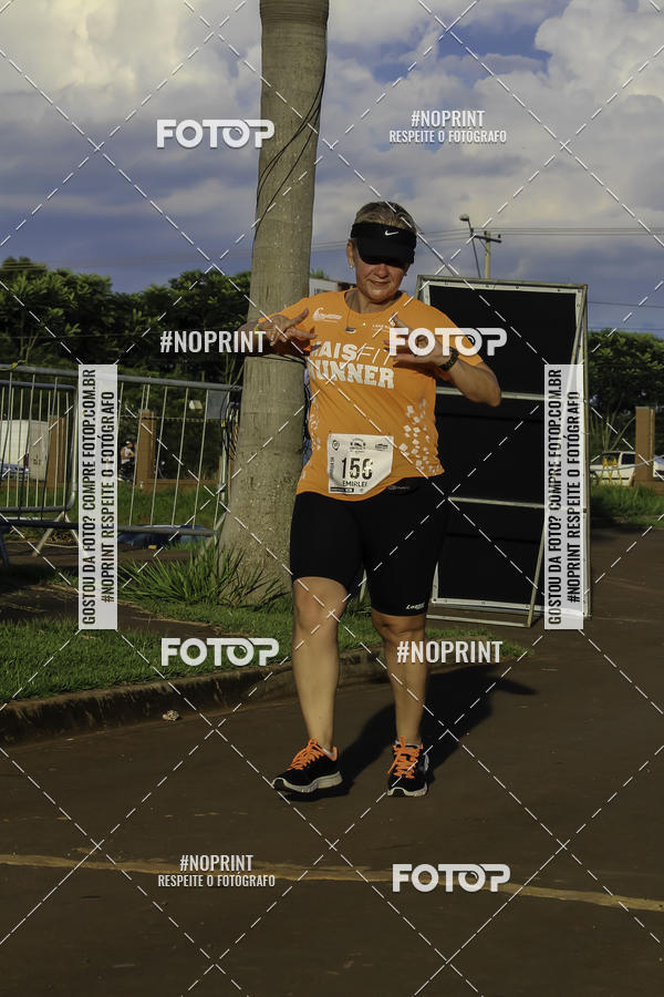 Buy your photos of the event1 Beer Run Expo guas on Fotop
