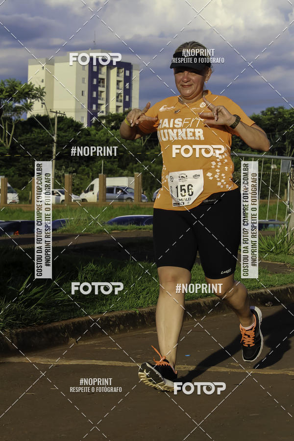 Buy your photos of the event1 Beer Run Expo guas on Fotop
