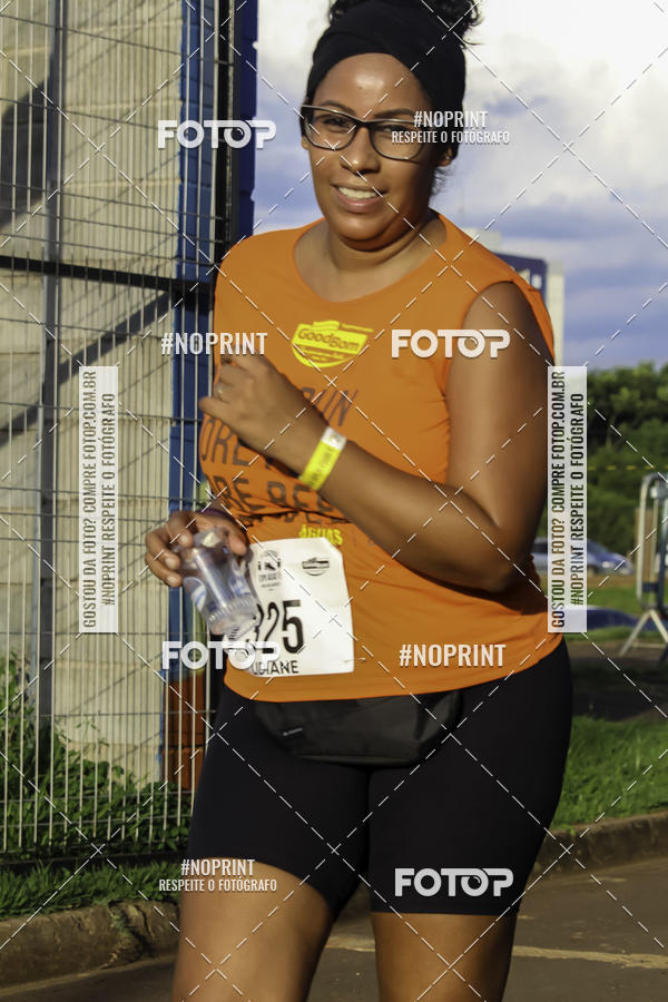 Buy your photos of the event1 Beer Run Expo guas on Fotop
