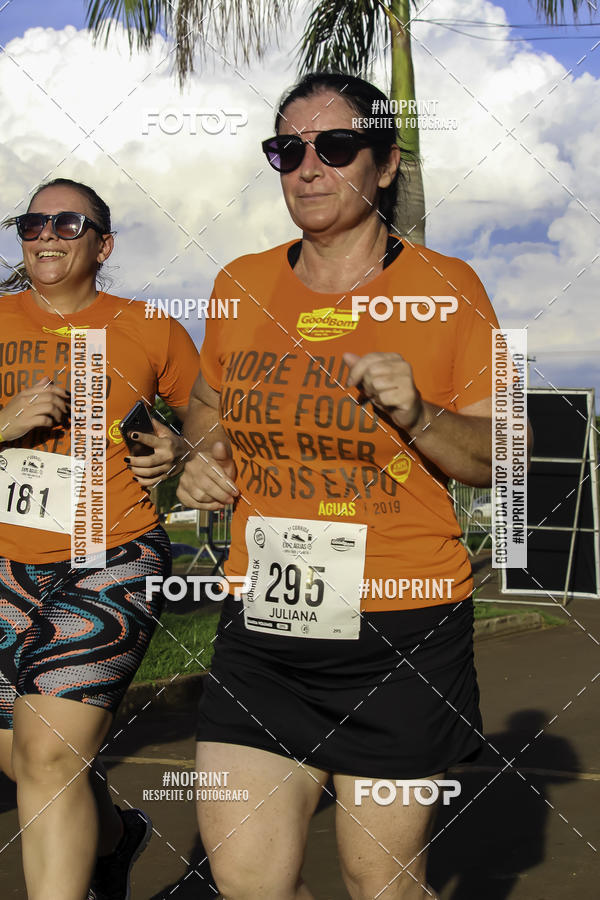 Buy your photos of the event1 Beer Run Expo guas on Fotop