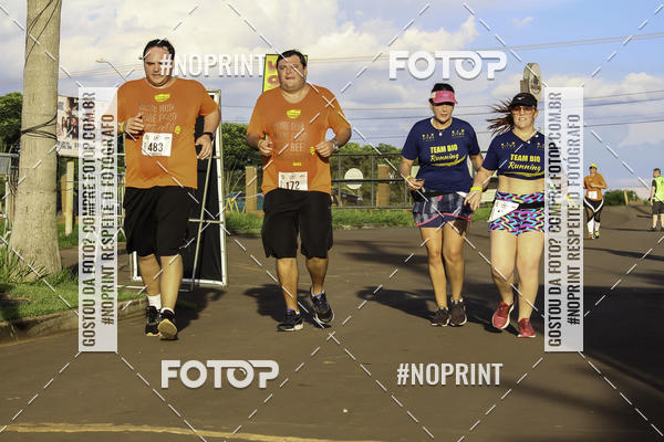 Buy your photos of the event1 Beer Run Expo guas on Fotop