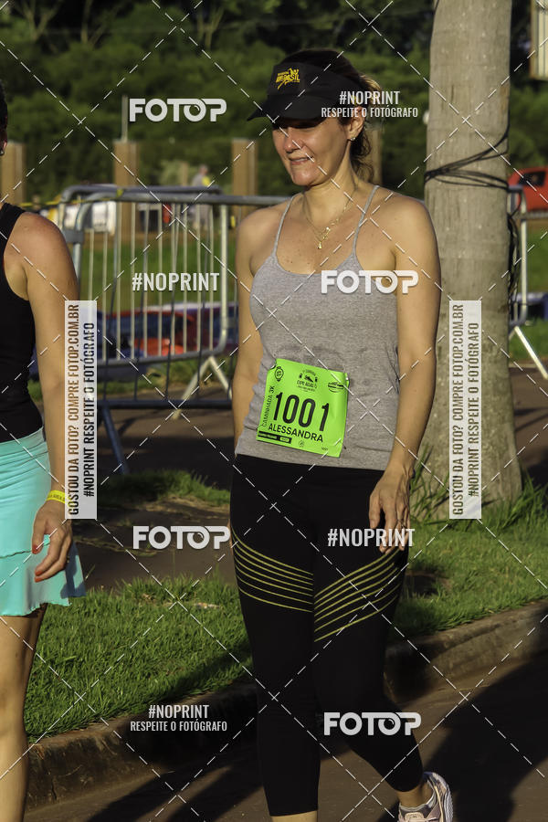 Buy your photos of the event1 Beer Run Expo guas on Fotop