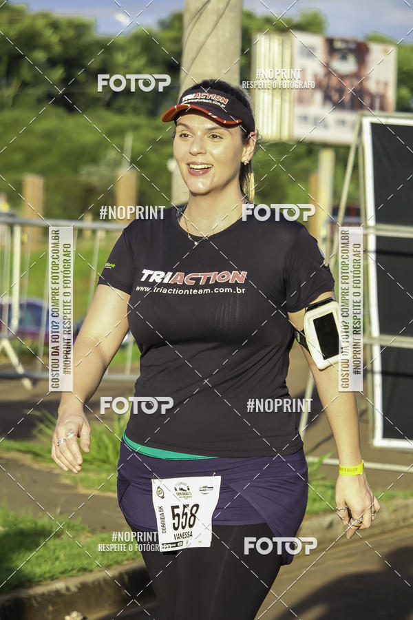 Buy your photos of the event1 Beer Run Expo guas on Fotop