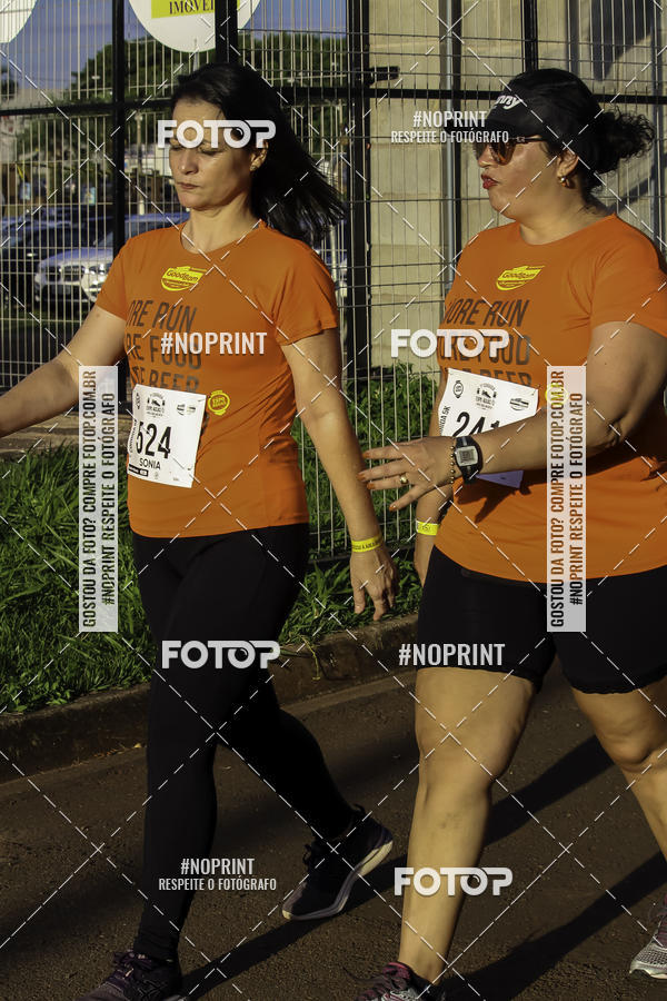 Buy your photos of the event1 Beer Run Expo guas on Fotop