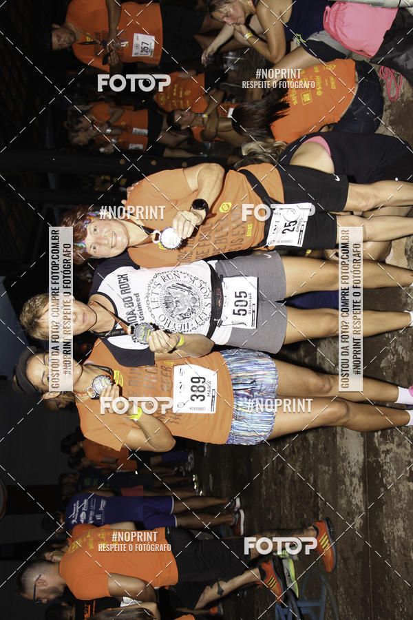 Buy your photos of the event1 Beer Run Expo guas on Fotop