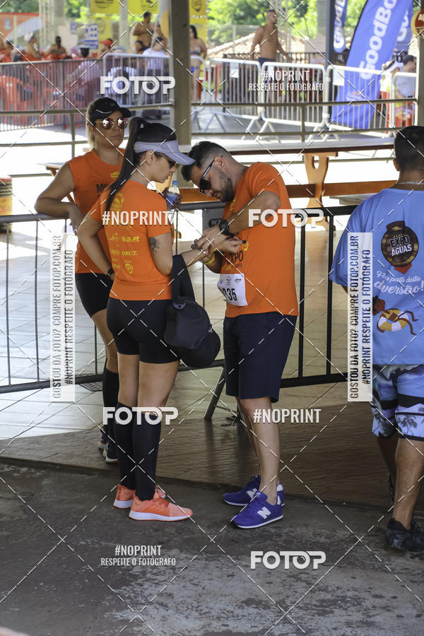 Buy your photos of the event1 Beer Run Expo guas on Fotop