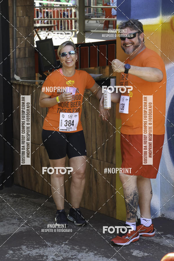 Buy your photos of the event1 Beer Run Expo guas on Fotop