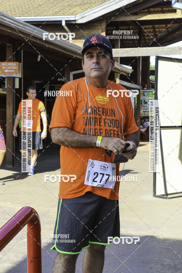 Buy your photos of the event1 Beer Run Expo guas on Fotop
