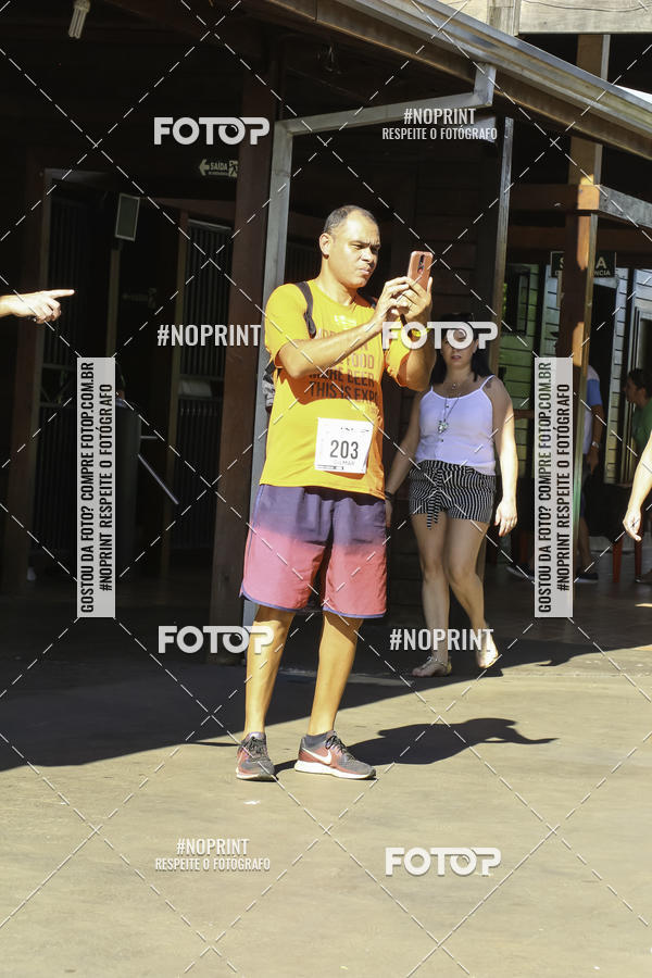 Buy your photos of the event1 Beer Run Expo guas on Fotop