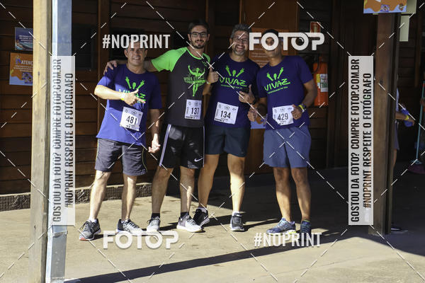 Buy your photos of the event1 Beer Run Expo guas on Fotop