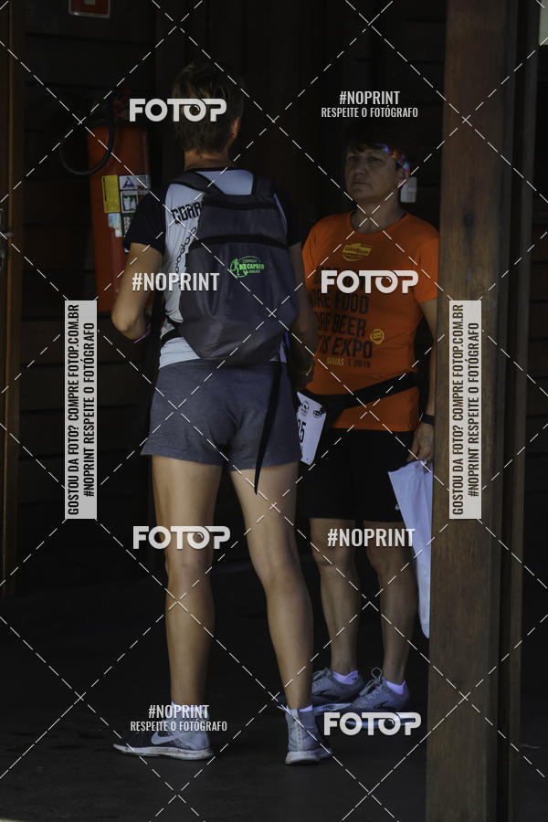 Buy your photos of the event1 Beer Run Expo guas on Fotop
