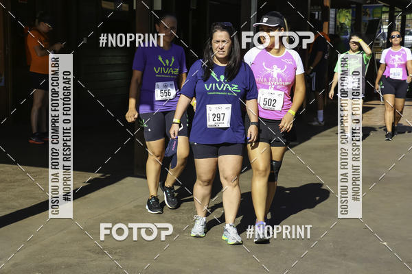 Buy your photos of the event1 Beer Run Expo guas on Fotop