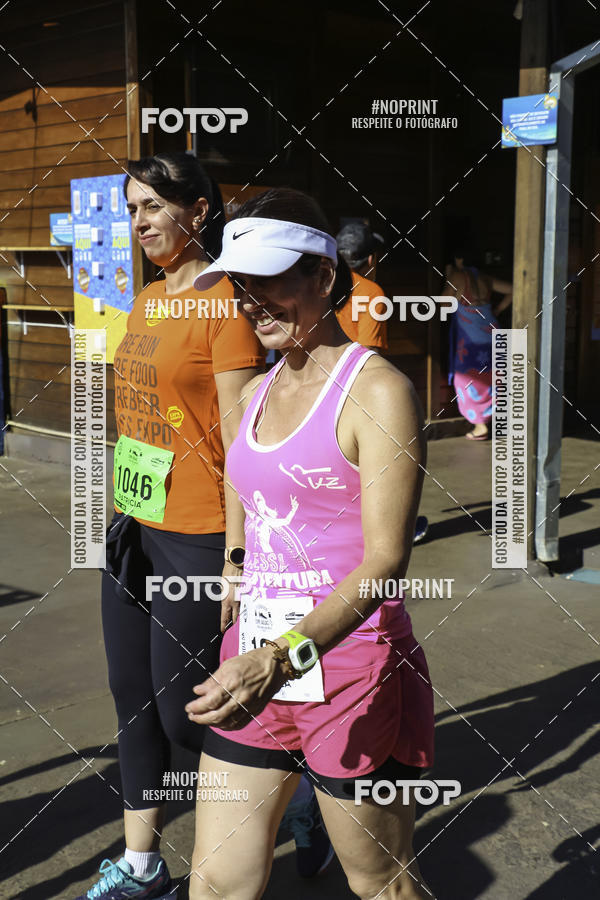 Buy your photos of the event1 Beer Run Expo guas on Fotop