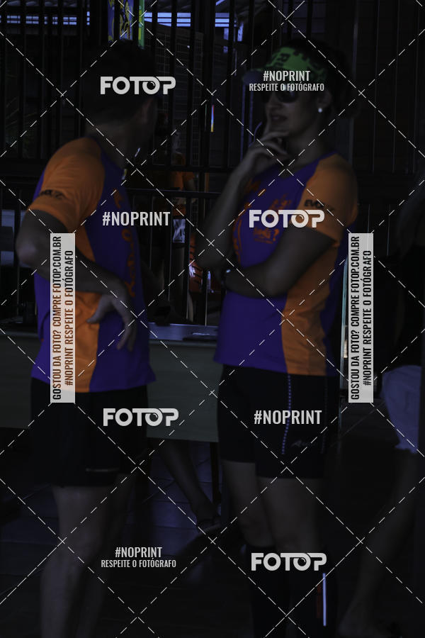 Buy your photos of the event1 Beer Run Expo guas on Fotop