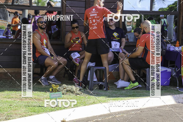 Buy your photos of the event1 Beer Run Expo guas on Fotop