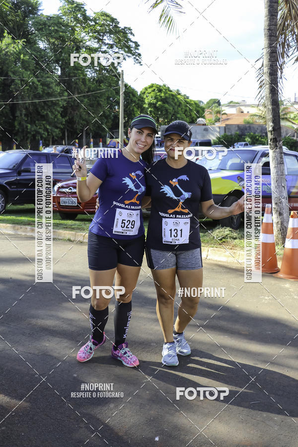 Buy your photos of the event1 Beer Run Expo guas on Fotop