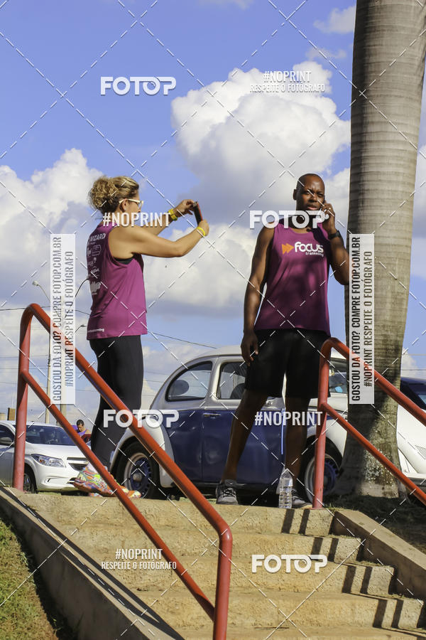Buy your photos of the event1 Beer Run Expo guas on Fotop