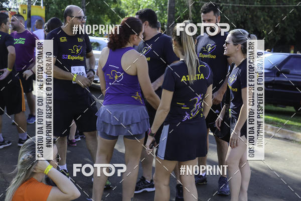 Buy your photos of the event1 Beer Run Expo guas on Fotop
