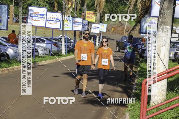 Buy your photos of the event1 Beer Run Expo guas on Fotop