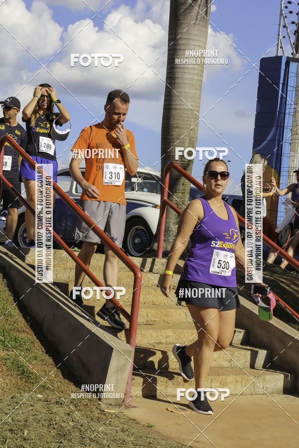 Buy your photos of the event1 Beer Run Expo guas on Fotop