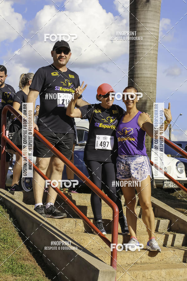 Buy your photos of the event1 Beer Run Expo guas on Fotop