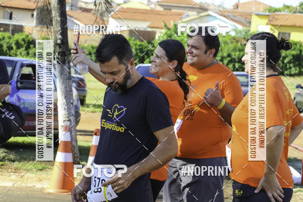 Buy your photos of the event1 Beer Run Expo guas on Fotop