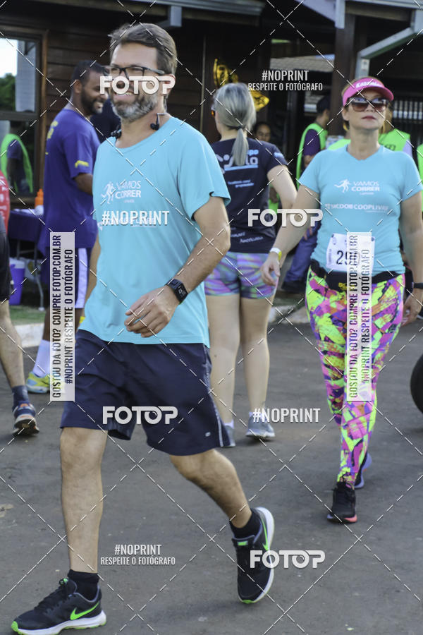 Buy your photos of the event1� Beer Run Expo �guas on Fotop