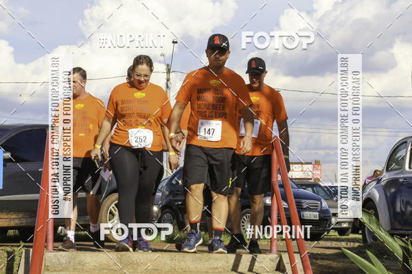 Buy your photos of the event1� Beer Run Expo �guas on Fotop