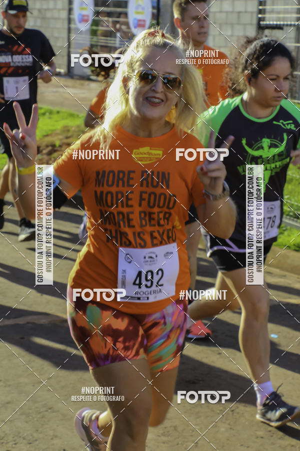 Buy your photos of the event1� Beer Run Expo �guas on Fotop