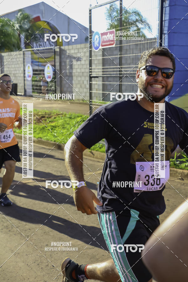 Buy your photos of the event1� Beer Run Expo �guas on Fotop