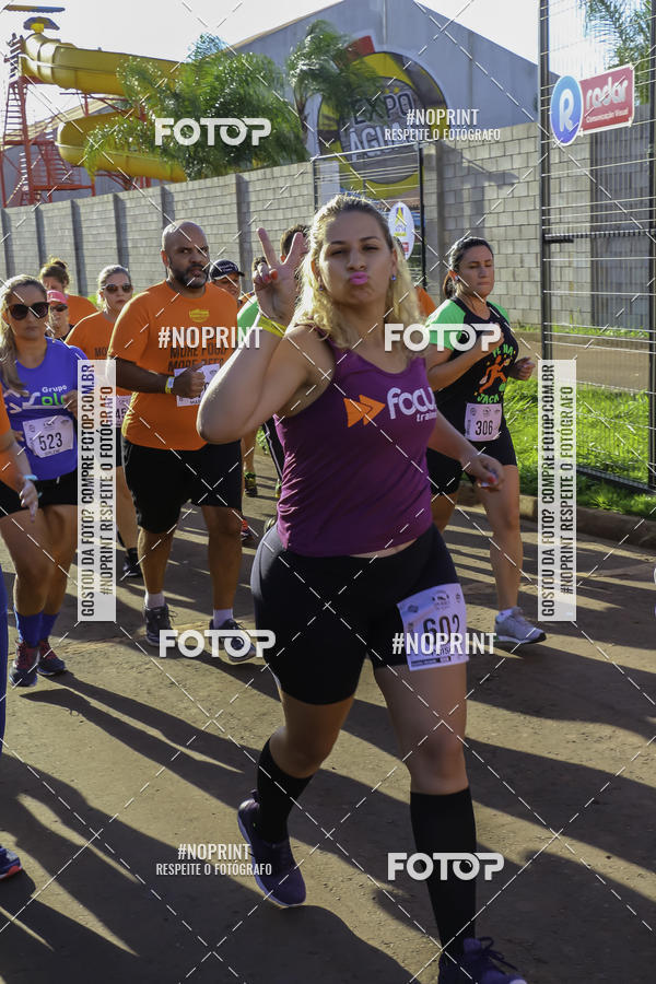 Buy your photos of the event1� Beer Run Expo �guas on Fotop