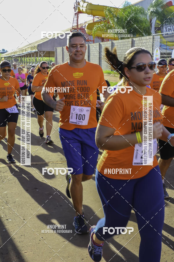 Buy your photos of the event1� Beer Run Expo �guas on Fotop