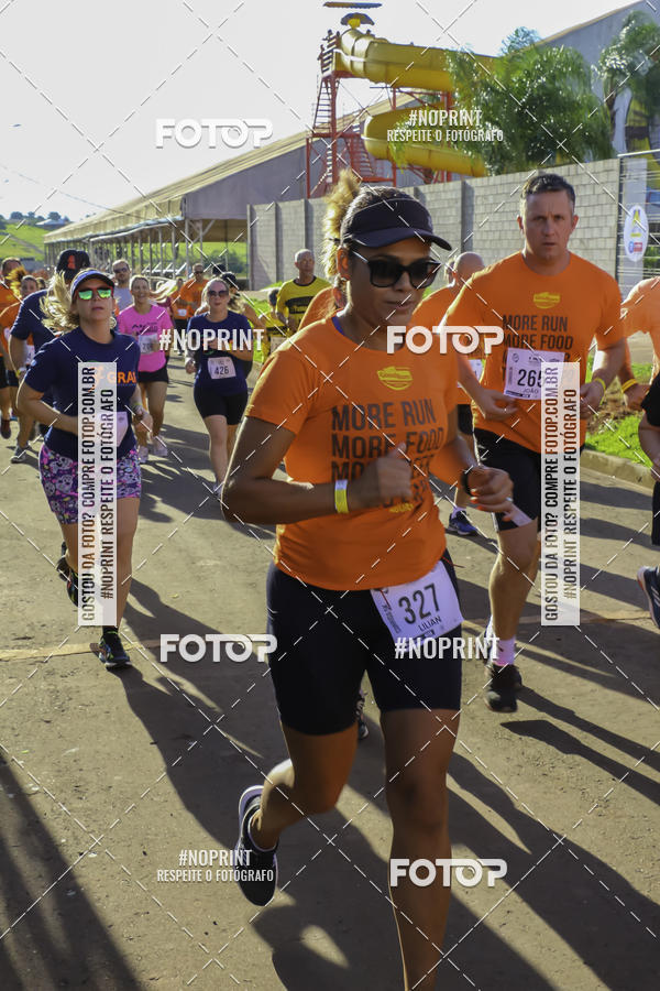 Buy your photos of the event1� Beer Run Expo �guas on Fotop